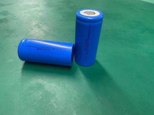 Bom preço 32700 Bateria Lifepo4 cilíndrica Célula de bateria 6000mah LFP 3.2 Volt Bateria de lítio on-line